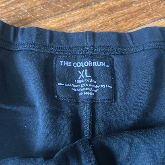 The Color Run Women’s Running Shorts, “Happy”, Black/Purple, XL - Picture 4 of 4